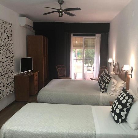 Hostal Victoria Altura Luaran gambar