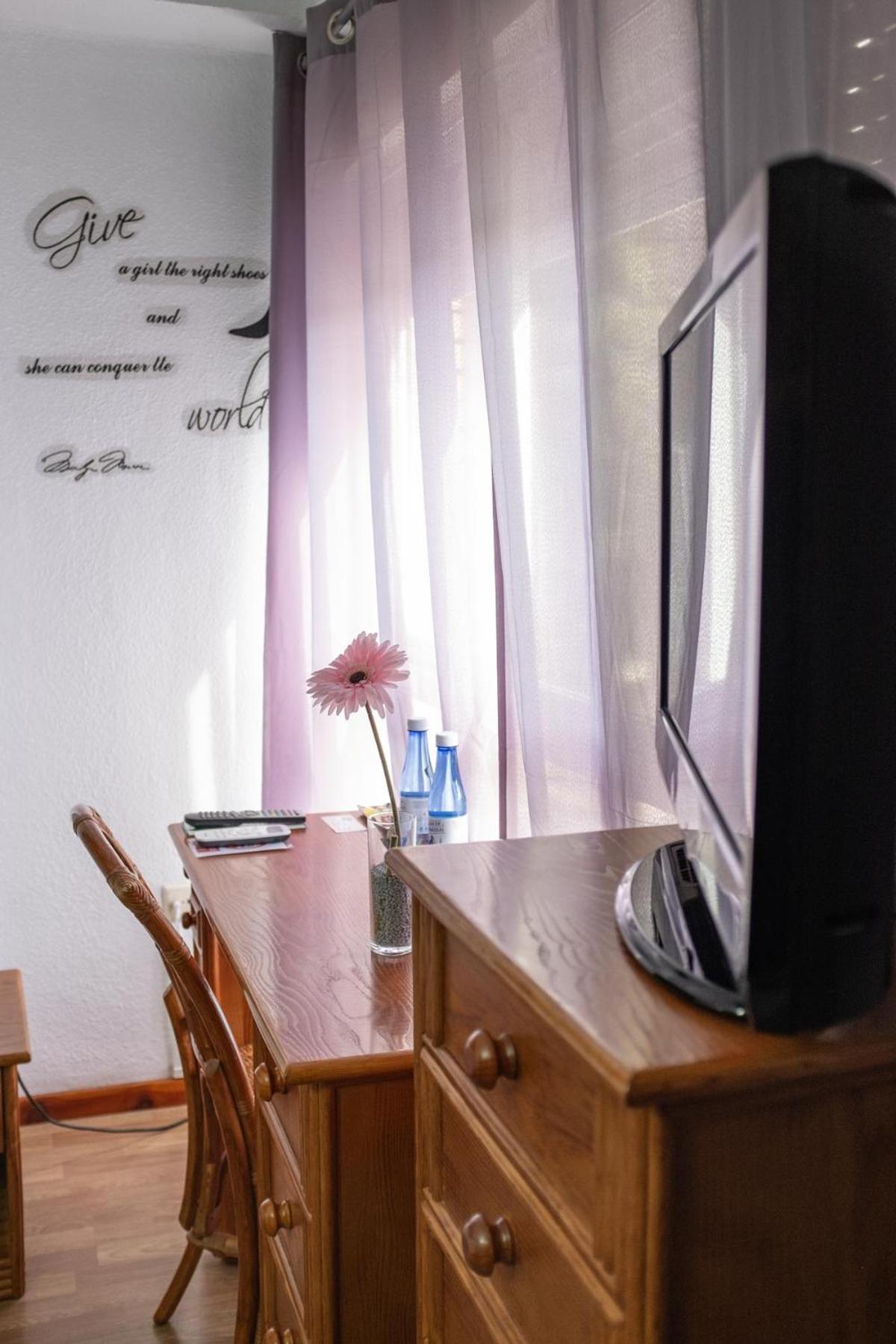 Hostal Victoria Altura Luaran gambar
