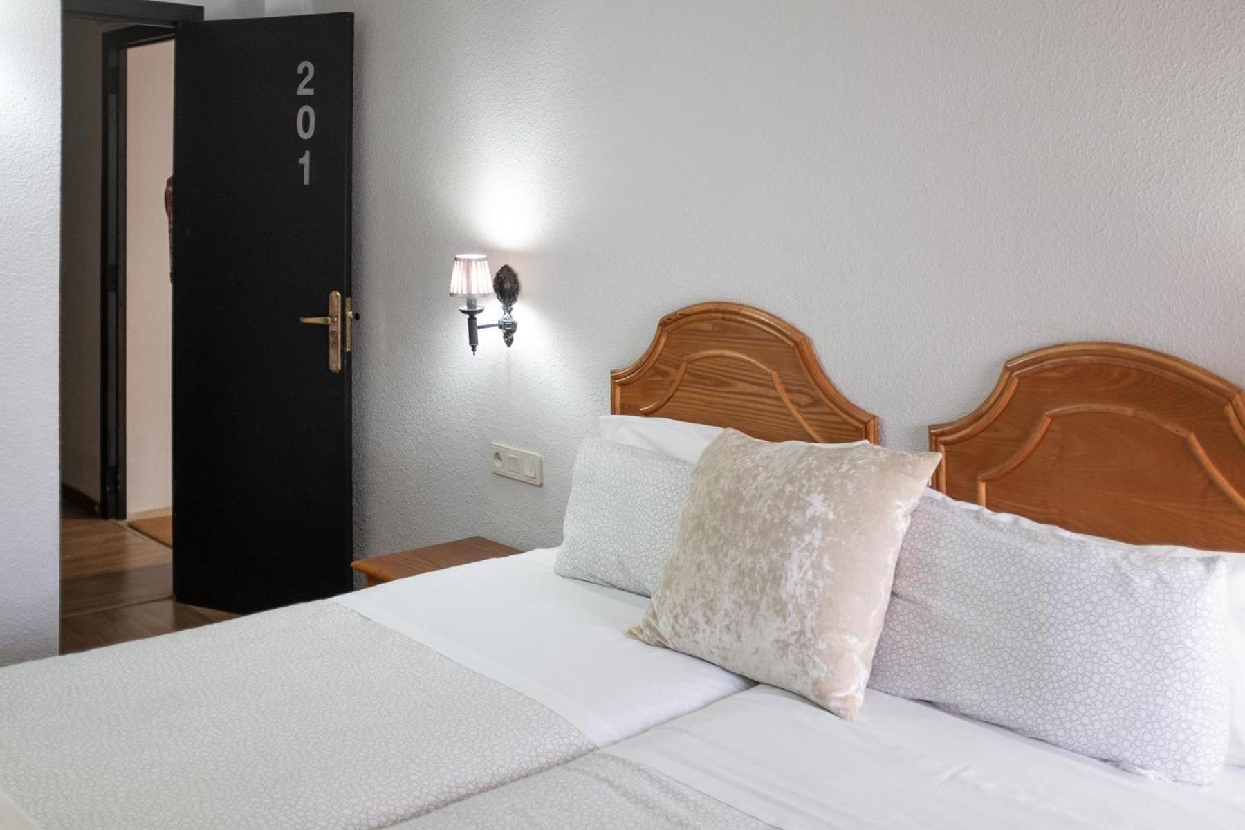 Hostal Victoria Altura Luaran gambar