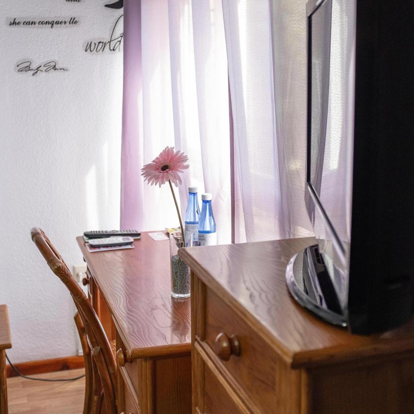 Hostal Victoria Altura Luaran gambar